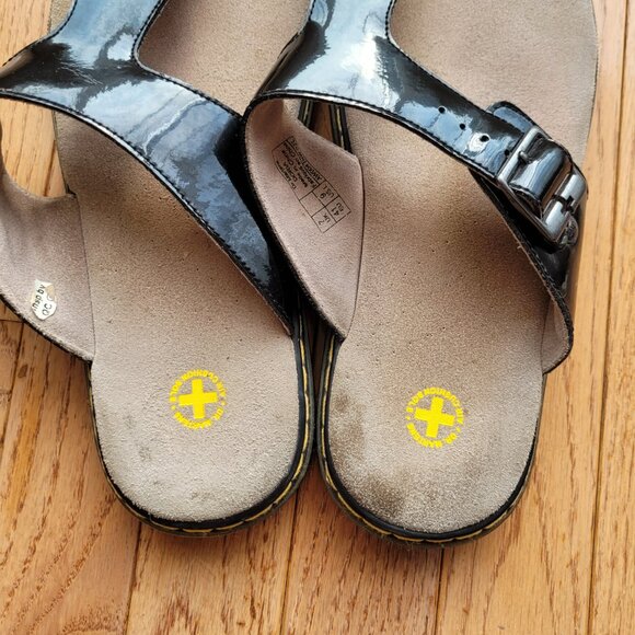 Dr Doc Martens Doria Black Patent Leather Flip Flop Sandal 9 - Picture 10 of 12